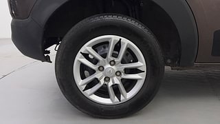 Used 2022 Renault Triber RXT Petrol Manual tyres RIGHT REAR TYRE RIM VIEW