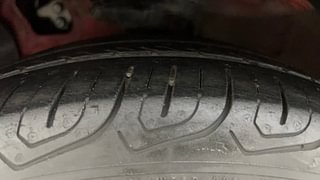 Used 2014 Hyundai Xcent [2014-2017] SX AT (O) Petrol Petrol Automatic tyres LEFT FRONT TYRE TREAD VIEW