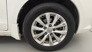 Used 2014 Maruti Suzuki Ertiga [2012-2015] ZXi Petrol Manual tyres RIGHT FRONT TYRE RIM VIEW