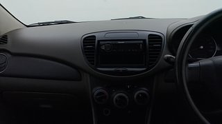 Used 2013 Hyundai i10 [2010-2016] Era Petrol Petrol Manual interior MUSIC SYSTEM & AC CONTROL VIEW