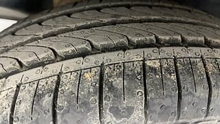 Used 2018 Maruti Suzuki Swift [2017-2021] ZXi Plus Petrol Manual tyres RIGHT REAR TYRE TREAD VIEW