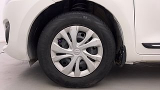 Used 2021 Maruti Suzuki Swift VXI AMT Petrol Automatic tyres LEFT FRONT TYRE RIM VIEW