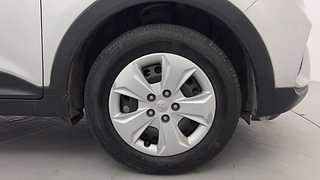 Used 2018 Hyundai Creta [2018-2020] 1.6 E+ VTVT Petrol Manual tyres RIGHT FRONT TYRE RIM VIEW