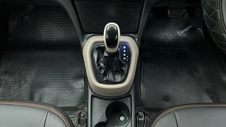 Used 2014 Hyundai Xcent [2014-2017] SX AT (O) Petrol Petrol Automatic interior GEAR  KNOB VIEW