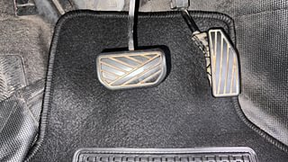 Used 2021 Maruti Suzuki Swift VXI AMT Petrol Automatic interior PEDALS VIEW