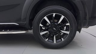 Used 2020 Mahindra XUV500 [2018-2020] W11 Diesel Manual tyres LEFT REAR TYRE RIM VIEW