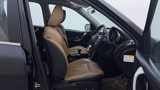 Used 2020 Mahindra XUV500 [2018-2020] W11 Diesel Manual interior RIGHT SIDE FRONT DOOR CABIN VIEW