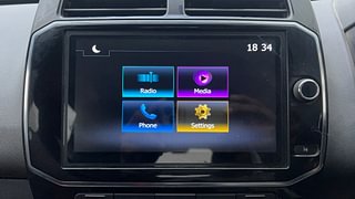 Used 2020 Renault Kwid RXT Petrol Manual top_features Touch screen infotainment system