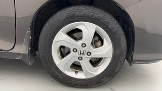 Used 2014 Honda City [2014-2017] VX CVT Petrol Automatic tyres RIGHT FRONT TYRE RIM VIEW