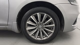 Used 2022 Maruti Suzuki Ciaz Alpha Petrol Petrol Manual tyres RIGHT FRONT TYRE RIM VIEW