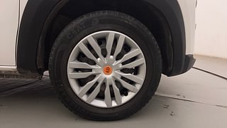 Used 2020 Renault Kwid RXT Petrol Manual tyres RIGHT FRONT TYRE RIM VIEW