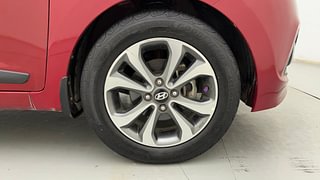 Used 2014 Hyundai Xcent [2014-2017] SX AT (O) Petrol Petrol Automatic tyres RIGHT FRONT TYRE RIM VIEW