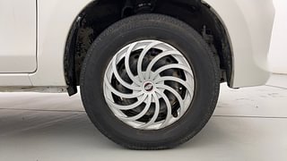 Used 2016 Maruti Suzuki Alto 800 [2016-2019] Lxi Petrol Manual tyres RIGHT FRONT TYRE RIM VIEW