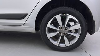 Used 2016 Hyundai Elite i20 [2014-2018] Asta 1.2 Petrol Manual tyres LEFT REAR TYRE RIM VIEW