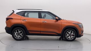 Used 2021 Kia Seltos GTX Plus AT Dual tone Diesel Diesel Automatic exterior RIGHT SIDE VIEW