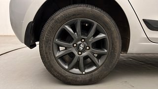 Used 2018 Hyundai Elite i20 [2018-2020] Asta CVT Petrol Automatic tyres RIGHT REAR TYRE RIM VIEW