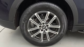 Used 2021 Mahindra XUV700 AX 7 Petrol MT 7 STR Petrol Manual tyres RIGHT REAR TYRE RIM VIEW