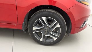 Used 2019 Tata Tigor [2017-2020] Revotron XZ+ Petrol Manual tyres RIGHT FRONT TYRE RIM VIEW