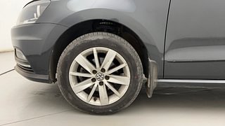 Used 2016 Volkswagen Ameo [2016-2020] Highline1.2L (P) Petrol Manual tyres LEFT FRONT TYRE RIM VIEW