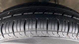 Used 2016 Maruti Suzuki Alto 800 [2016-2019] Lxi Petrol Manual tyres LEFT FRONT TYRE TREAD VIEW