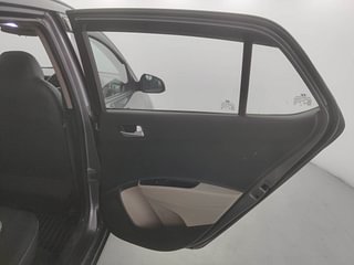 Used 2018 Hyundai Grand i10 [2017-2020] Sportz (O) 1.2 kappa VTVT Petrol Manual interior RIGHT REAR DOOR OPEN VIEW
