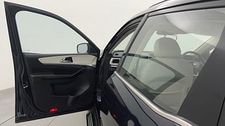 Used 2021 Mahindra XUV700 AX 7 Petrol MT 7 STR Petrol Manual interior LEFT FRONT DOOR OPEN VIEW