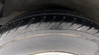 Used 2013 Hyundai i10 [2010-2016] Magna 1.2 Petrol Petrol Manual tyres RIGHT REAR TYRE TREAD VIEW