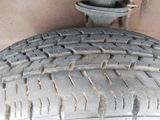 Used 2018 Maruti Suzuki Alto K10 [2014-2019] VXi Petrol Manual tyres LEFT FRONT TYRE TREAD VIEW