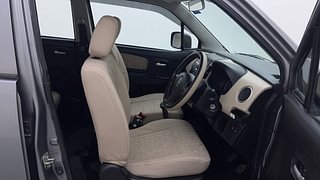 Used 2017 Maruti Suzuki Wagon R 1.0 [2010-2019] VXi Petrol Manual interior RIGHT SIDE FRONT DOOR CABIN VIEW