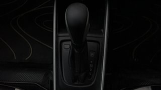 Used 2018 Maruti Suzuki Baleno Zeta AT Petrol Petrol Automatic interior GEAR  KNOB VIEW