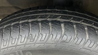 Used 2013 Maruti Suzuki Wagon R 1.0 [2010-2019] VXi Petrol Manual tyres LEFT FRONT TYRE TREAD VIEW