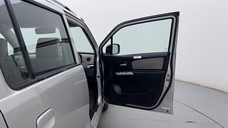 Used 2016 Maruti Suzuki Wagon R 1.0 [2015-2019] VXI AMT Petrol Automatic interior RIGHT FRONT DOOR OPEN VIEW