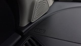 Used 2018 Tata Tiago NRG Petrol Petrol Manual top_features Airbags