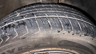 Used 2020 Maruti Suzuki Wagon R 1.0 [2019-2022] LXI CNG Petrol+cng Manual tyres RIGHT FRONT TYRE TREAD VIEW