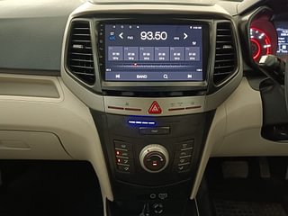 Used 2021 Mahindra XUV 300 W6 AMT Diesel Diesel Automatic interior MUSIC SYSTEM & AC CONTROL VIEW