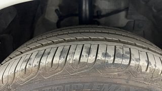 Used 2015 Tata Zest [2014-2019] XMS Petrol Petrol Manual tyres RIGHT FRONT TYRE TREAD VIEW