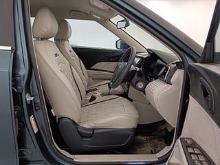 Used 2021 Mahindra XUV 300 W6 AMT Diesel Diesel Automatic interior RIGHT SIDE FRONT DOOR CABIN VIEW