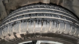 Used 2020 Renault Duster [2020-2022] RXZ Turbo CVT Petrol Petrol Automatic tyres LEFT REAR TYRE TREAD VIEW