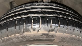 Used 2020 Renault Duster [2020-2022] RXZ Turbo CVT Petrol Petrol Automatic tyres LEFT FRONT TYRE TREAD VIEW