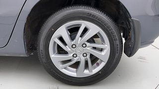 Used 2022 honda Jazz VX CVT Petrol Automatic tyres LEFT REAR TYRE RIM VIEW