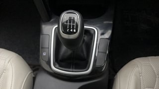 Used 2020 Kia Seltos HTX G Petrol Manual interior GEAR  KNOB VIEW