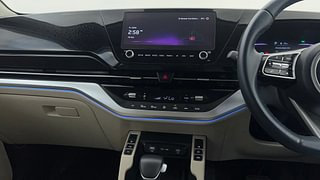 Used 2022 Kia Carens Luxury Plus 1.5 Diesel AT 7 STR Diesel Automatic interior MUSIC SYSTEM & AC CONTROL VIEW