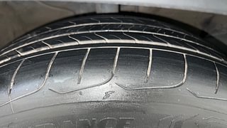 Used 2019 Kia Seltos HTX G Petrol Manual tyres RIGHT FRONT TYRE TREAD VIEW