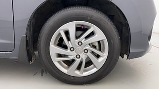 Used 2022 honda Jazz VX CVT Petrol Automatic tyres RIGHT FRONT TYRE RIM VIEW