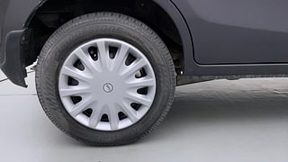 Used 2015 Maruti Suzuki Alto K10 [2014-2019] VXi (O) Petrol Manual tyres RIGHT REAR TYRE RIM VIEW