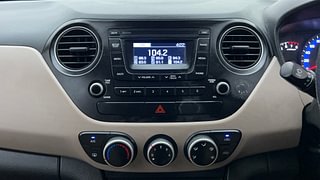 Used 2018 Hyundai Xcent [2017-2019] S Petrol Petrol Manual interior MUSIC SYSTEM & AC CONTROL VIEW