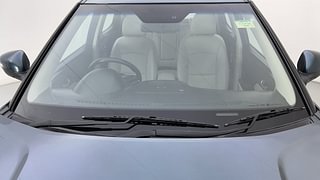 Used 2021 Mahindra XUV 300 W8 AMT (O) Diesel Diesel Automatic exterior FRONT WINDSHIELD VIEW