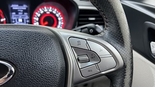 Used 2021 Mahindra XUV 300 W8 AMT (O) Diesel Diesel Automatic top_features Cruise control