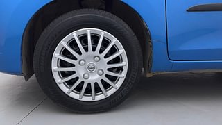 Used 2015 Maruti Suzuki Celerio VXI AMT Petrol Automatic tyres LEFT FRONT TYRE RIM VIEW