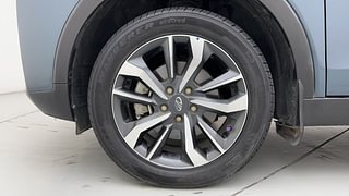 Used 2021 Mahindra XUV 300 W8 AMT (O) Diesel Diesel Automatic tyres LEFT FRONT TYRE RIM VIEW